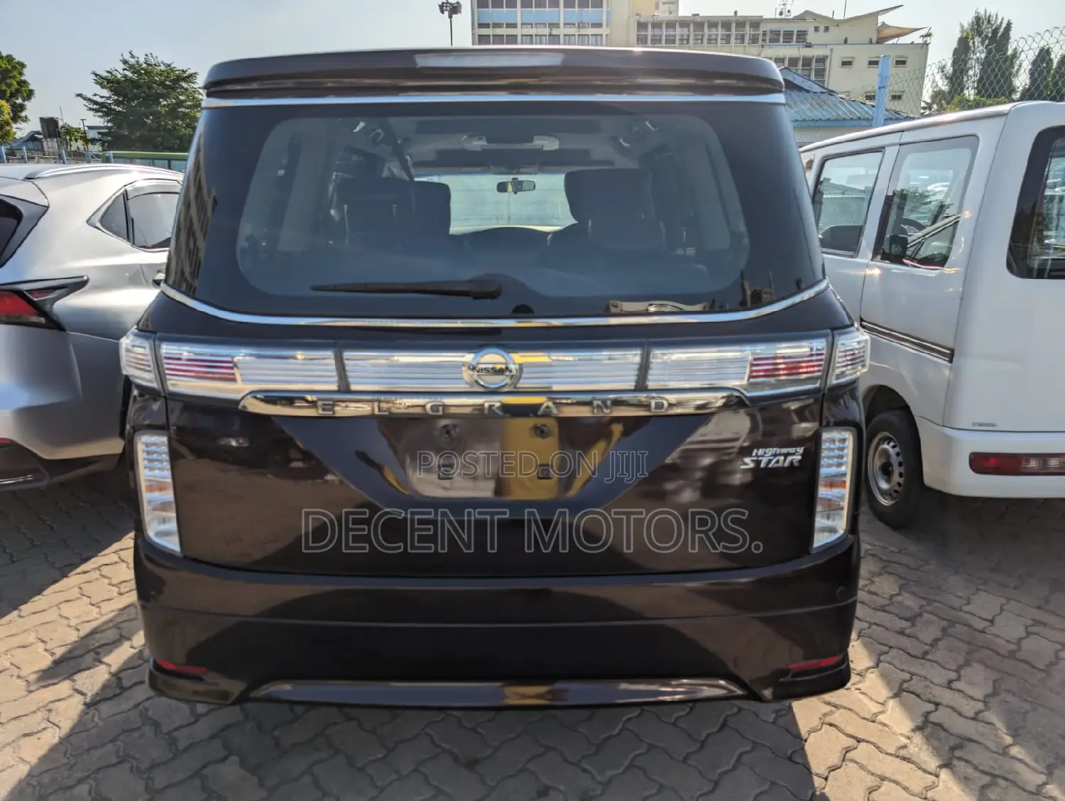 Nissan Elgrand 2018 Brown