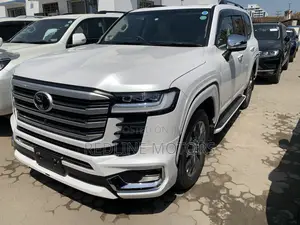 Toyota Land Cruiser 3.5 Petrol 4WD 2022 White