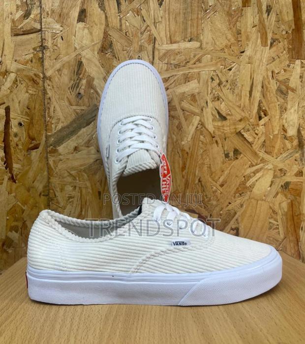 Quality Coudry Vans - main view