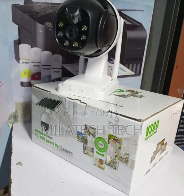Outdoor Solar PTZ 4G PTZ 4G Solar Powered Camera V380-V380
