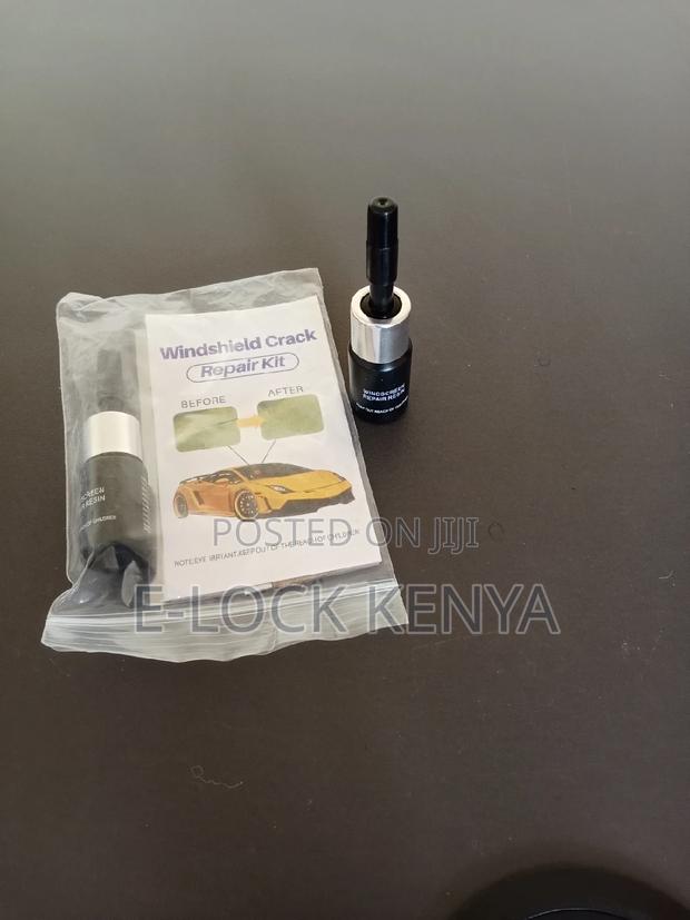 Windshield Crack Restoration Kit