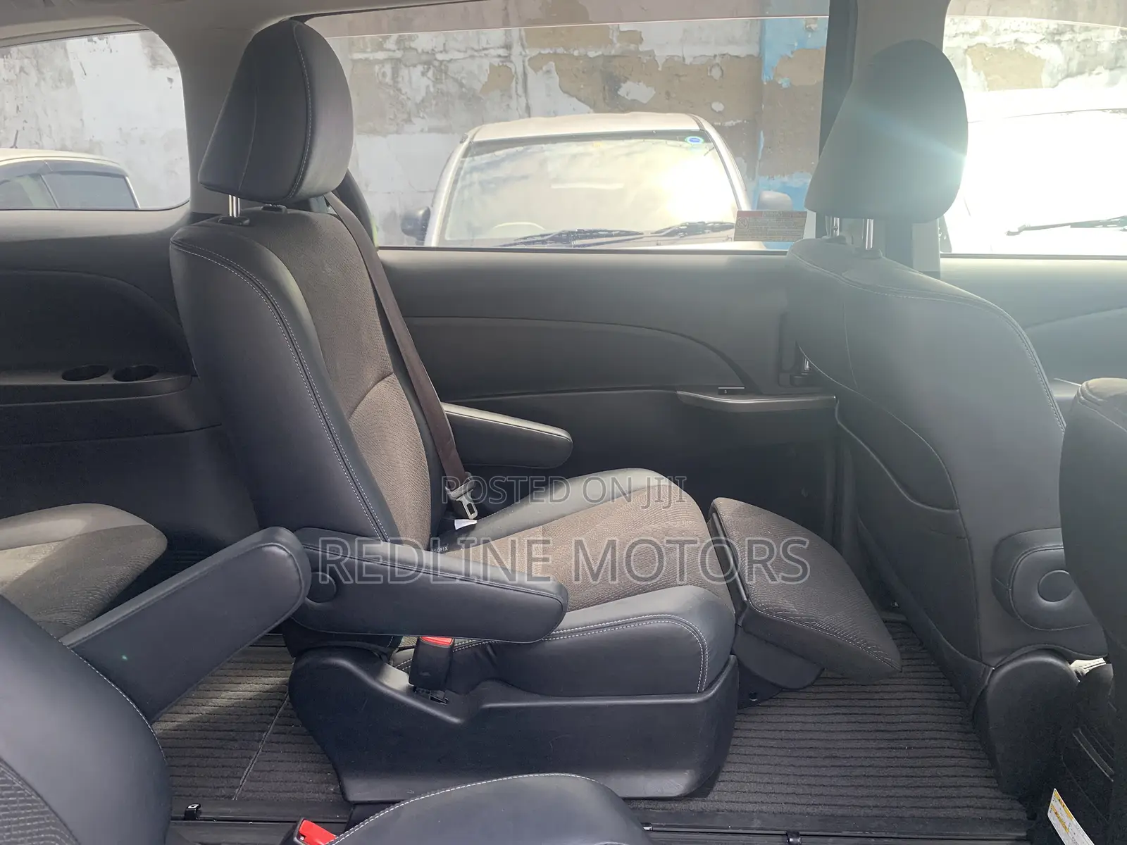 Toyota Estima 2016 White