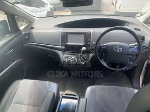 Toyota Estima 2016 White