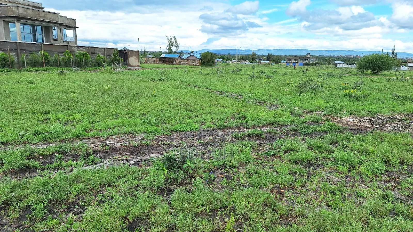 Kamulu Plot for Sale 40*80