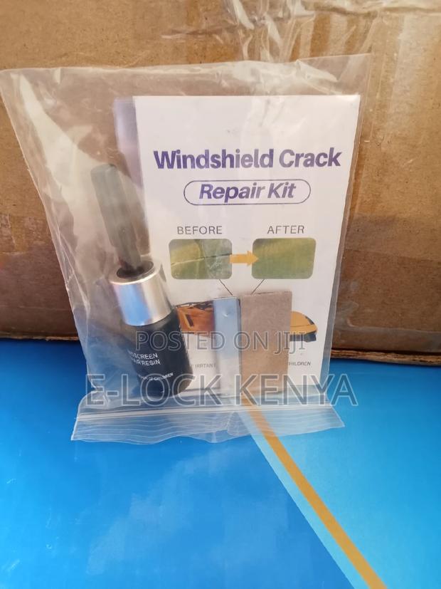 Cracked Windshield Generic Repair Kit - main view
