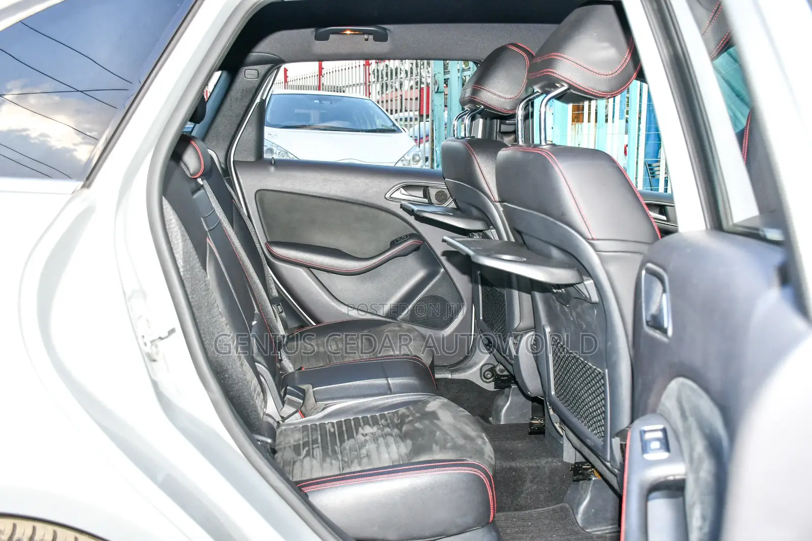 Mercedes-Benz B-Class Base B 250e 2017 Silver