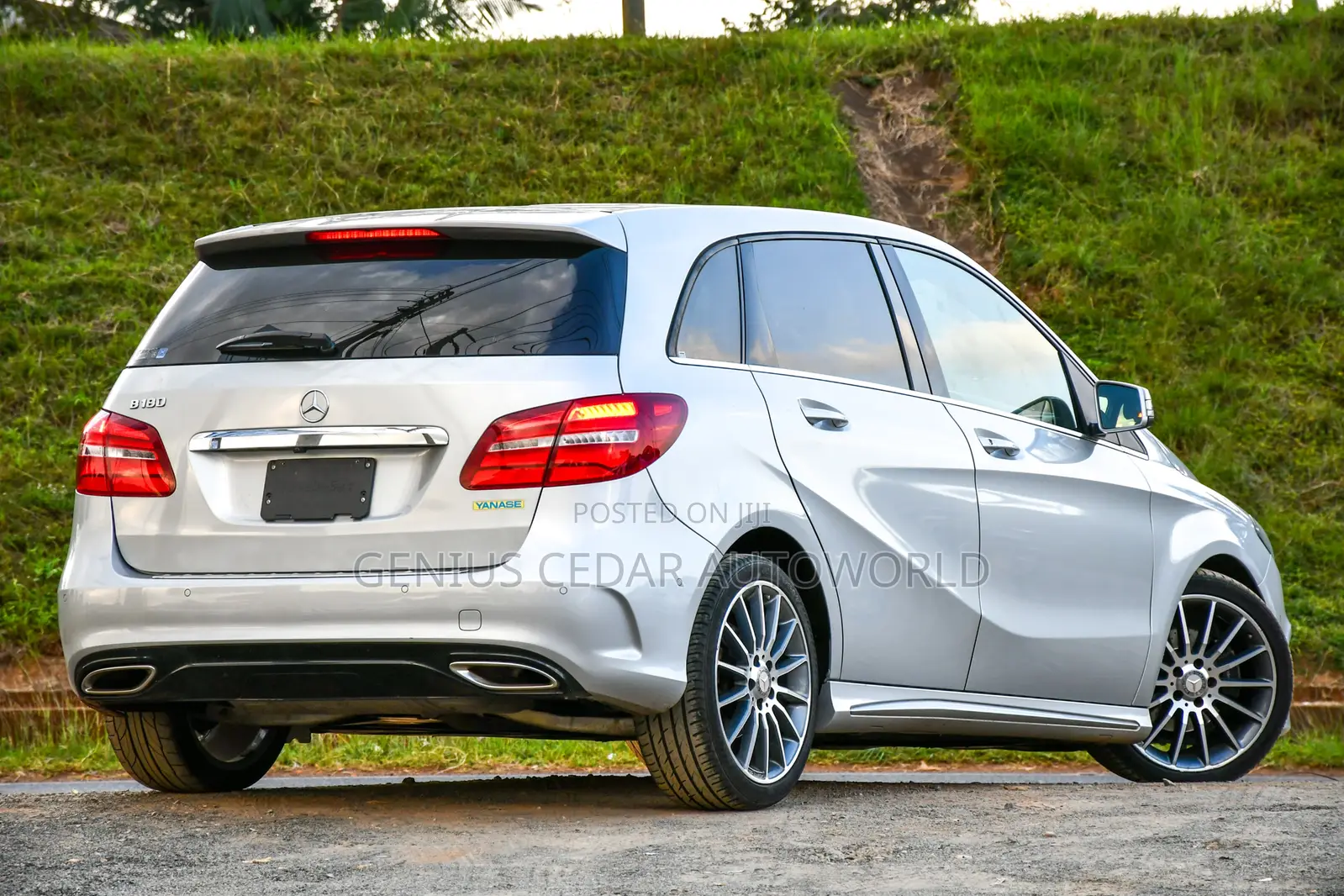 Mercedes-Benz B-Class Base B 250e 2017 Silver