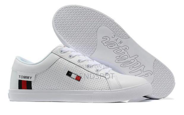 Tommy Hilfiger Men's Casual Sneakers Sizes 40 to 45 KSH 3200