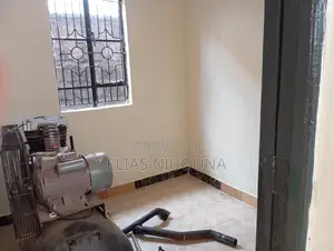 5bdrm Maisonette in Membley for rent