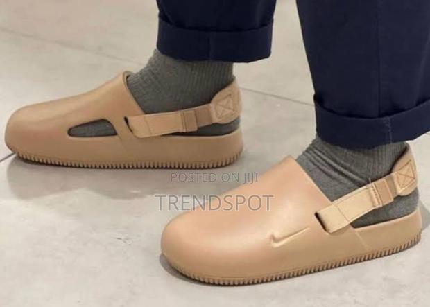 Nike Unisex Mules Size 40 to 45 KSH 2000 - thumbnail 3
