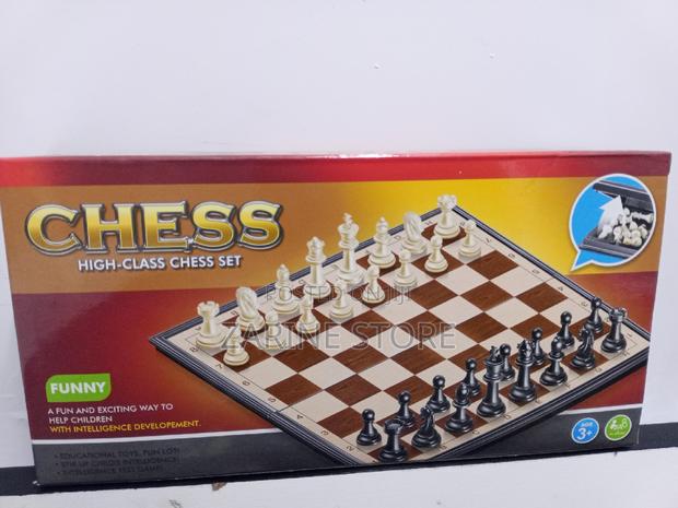 Chess High Class Chess Set Magnetic Chess Board - main view