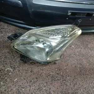 Ractis 2006 Headlight Non Xenon