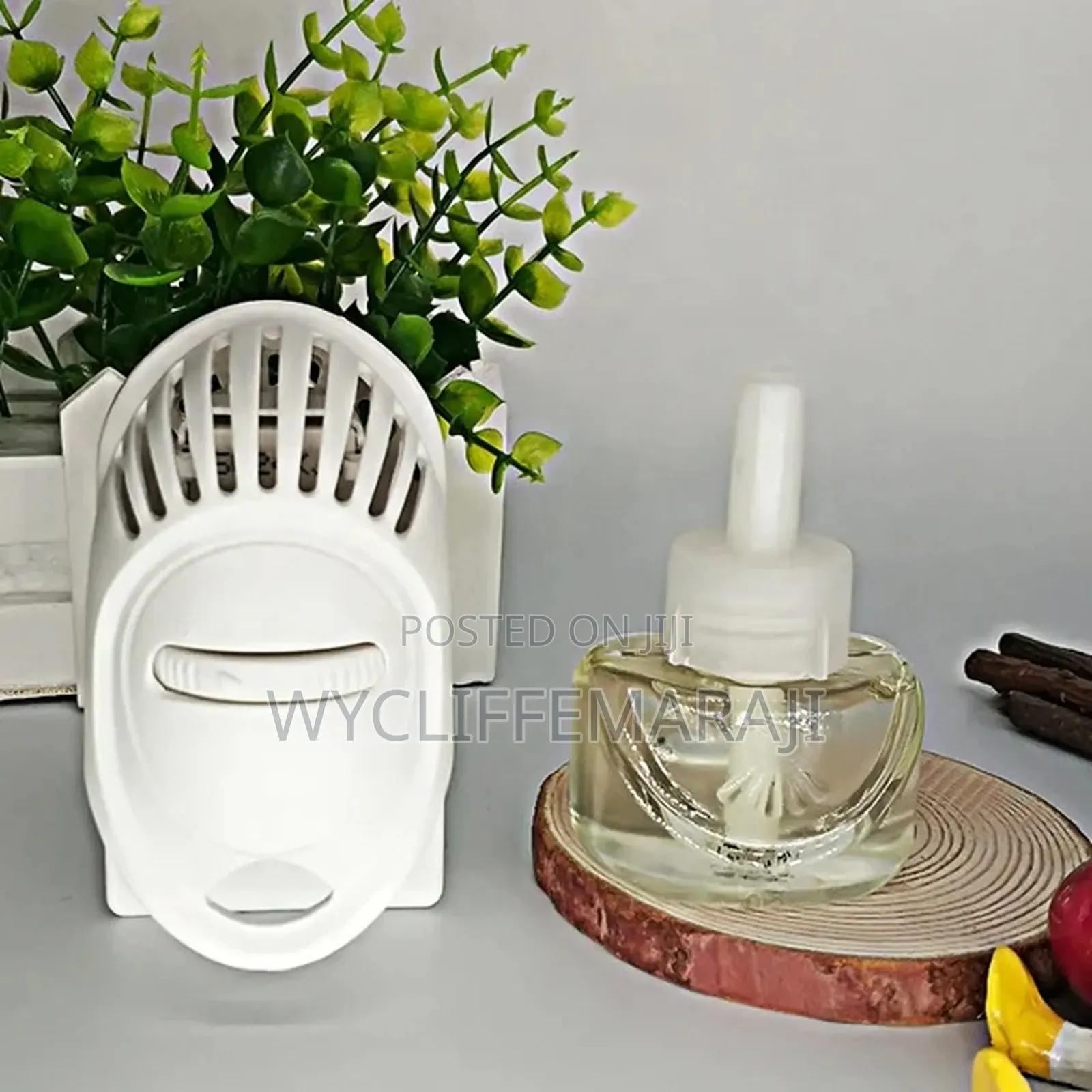 Electric Aroma Diffuser With Free Essential