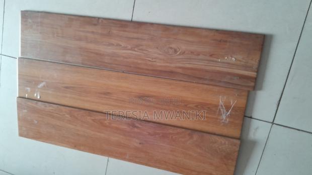 Wood Print Ceramic Tiles - thumbnail 2