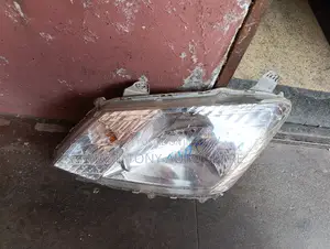 Isuzu Dmax Headlight 2008