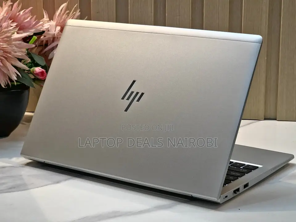 Laptop HP EliteBook 640 G10 16GB Intel Core I5 SSD 256GB