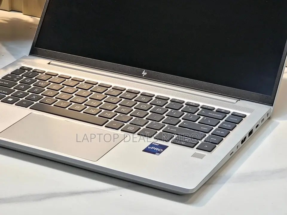 Laptop HP EliteBook 640 G10 16GB Intel Core I5 SSD 256GB