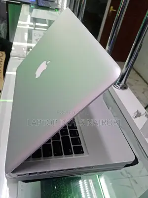 Laptop Apple MacBook Pro 2012 8GB Intel Core I5 HDD 500GB