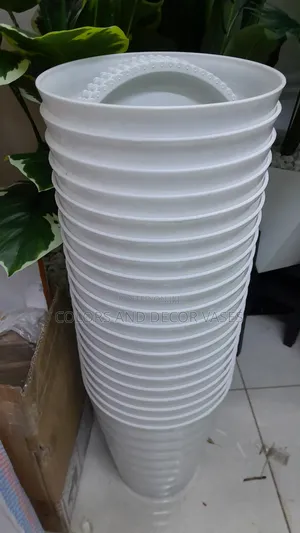 Plastic Vases White Hard Plastic