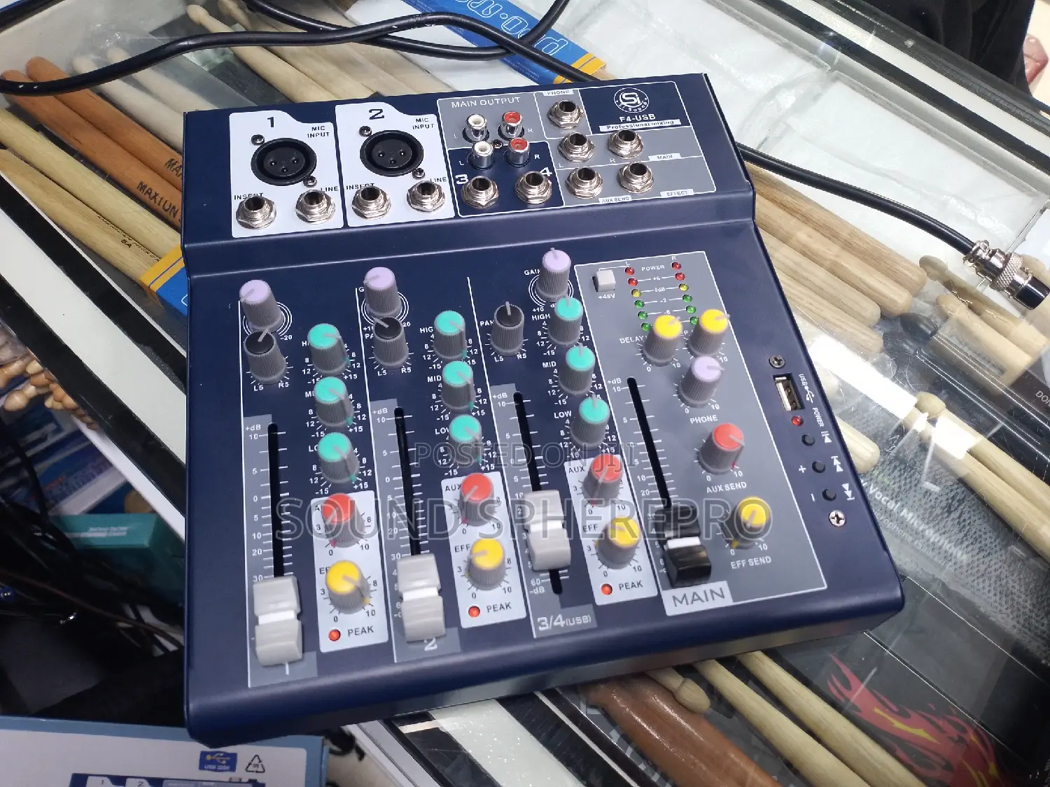 Si Sounds 4 Channel Plain Mixer