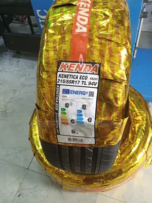 215/55r17 KENDA Kenetica Tire