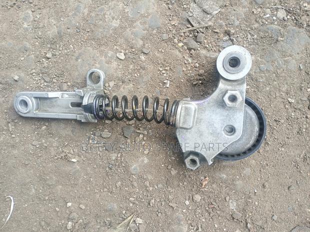 Toyota Wish 3zr Engine Tensioner - main view
