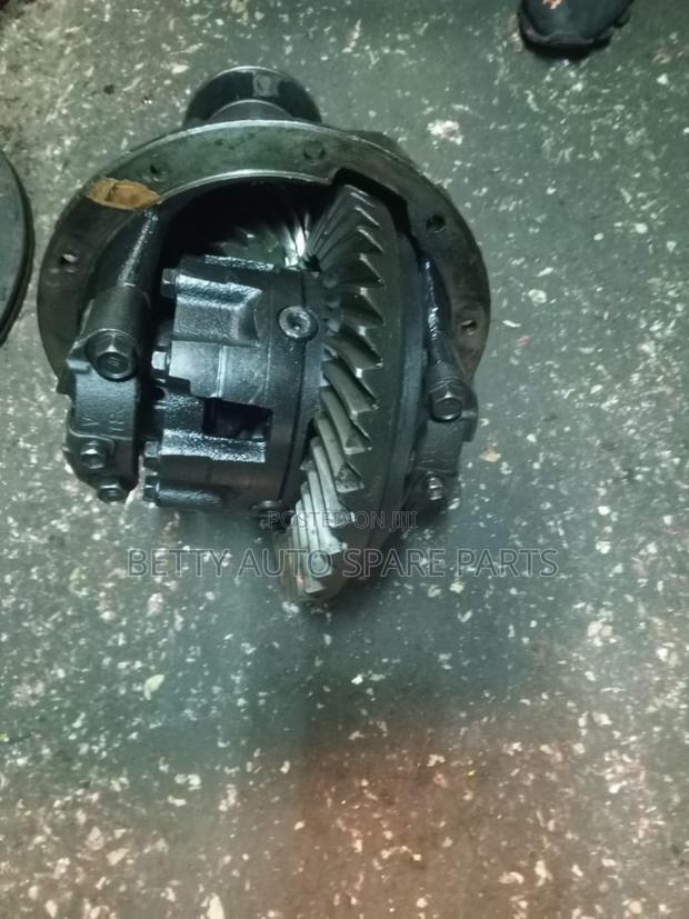 Toyota Land Cruiser 79 Differential (Diff ) - thumbnail 3