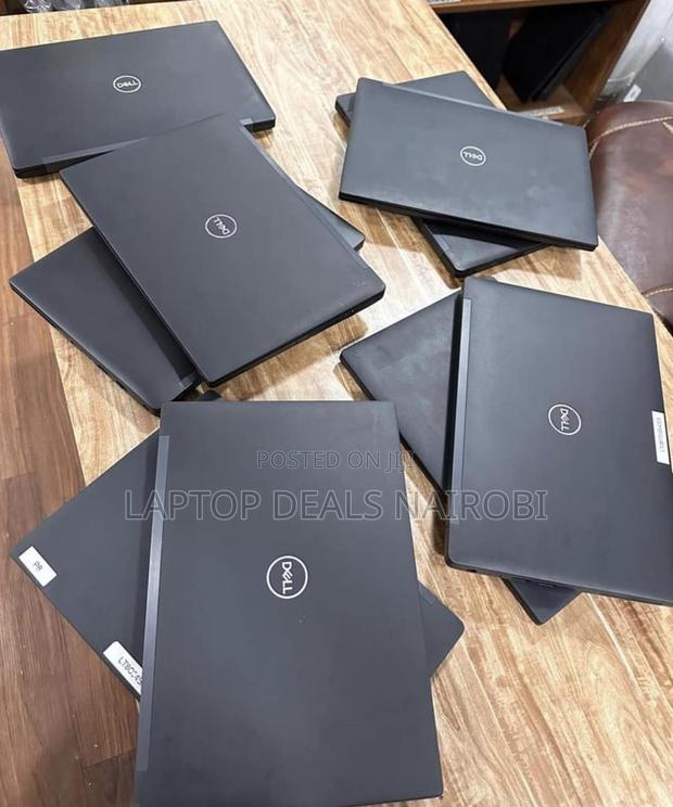 Laptop Dell Latitude 7390 16GB Intel Core I5 SSD 256GB - thumbnail 3