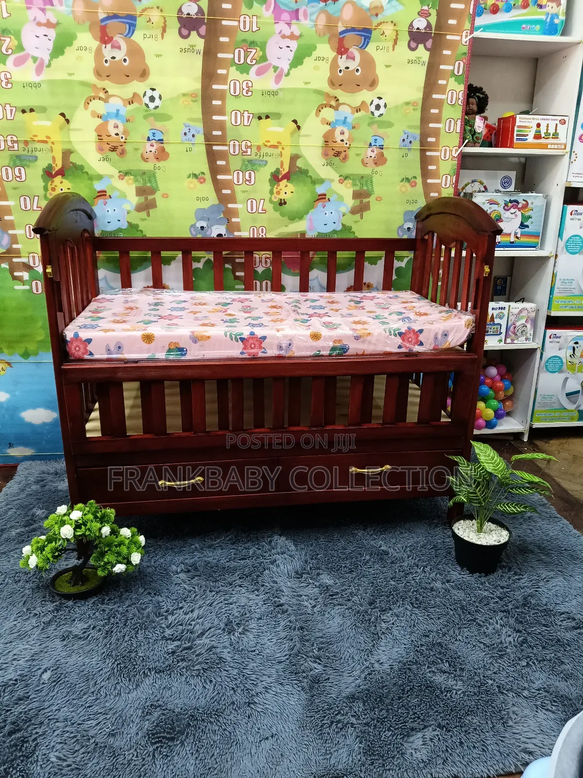 Babycot* Babybed*Mahogany Babycot