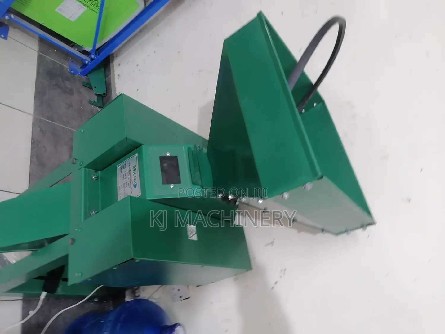 Maize Crusher for Roller Complete With Motor and Starter