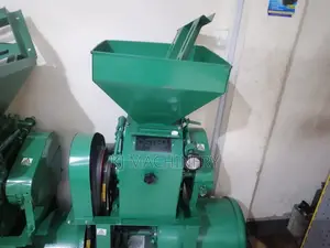 Maize Flour Roller Mill Complete With Motor,Crusher Starter