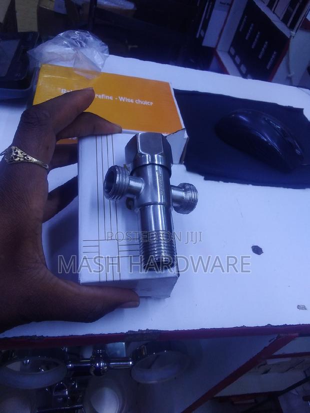 Ezuri Angle Valve (D) - main view