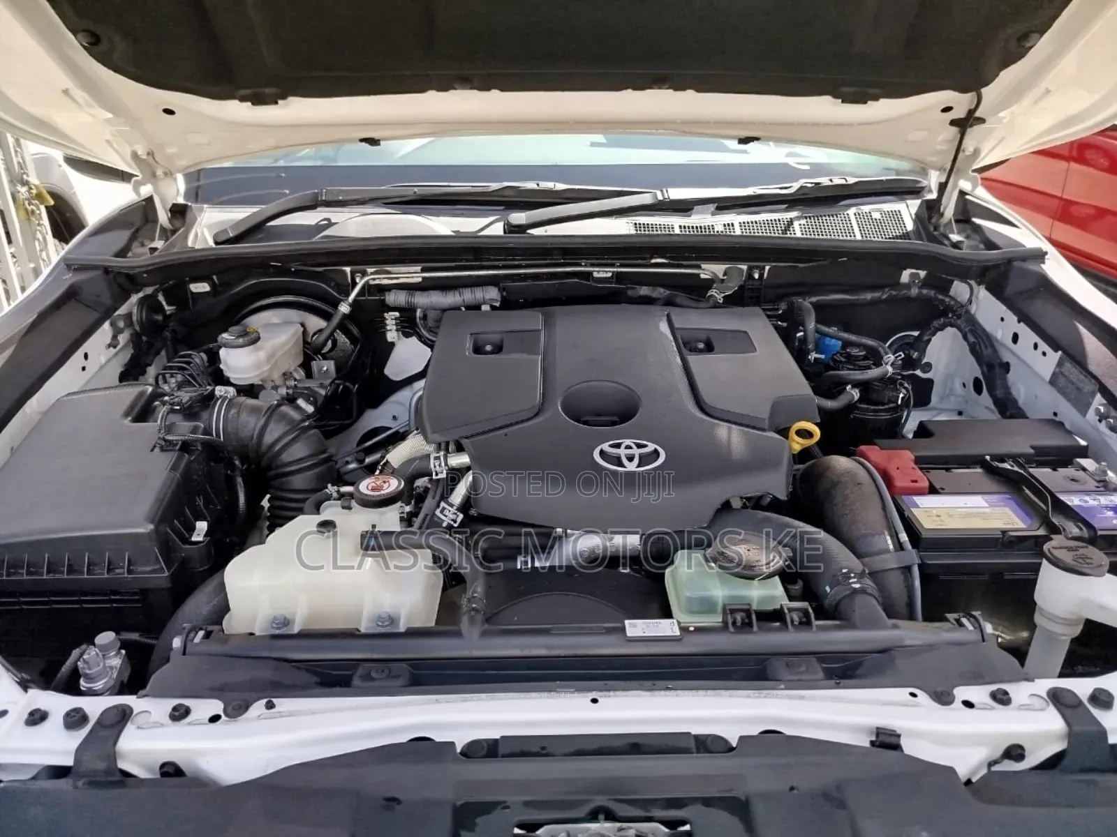 Toyota Hilux 2018 White