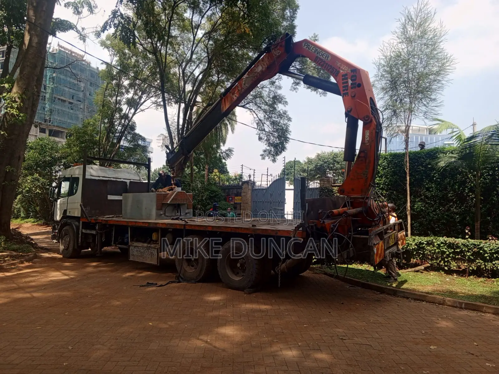 Crane Loading Offloading and Transportation Services