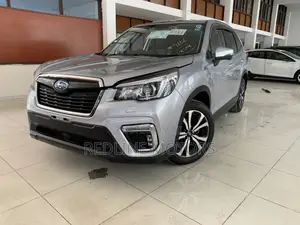 Subaru Forester 2.5i Limited AWD 2018 Silver