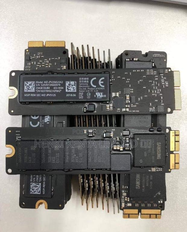 Macbook 256gb SSDS Available - main view