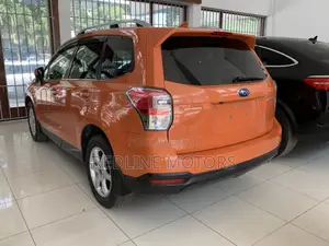 Subaru Forester 2.5i Limited AWD 2016 Orange