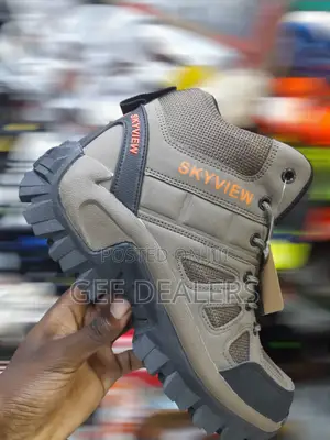 All Weather Weather Hiking Boots >Skyview Hiking Boots