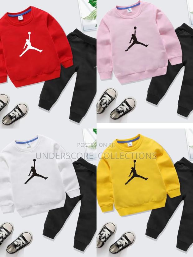 Unisex Kids Tracksuits Two Piece - main view