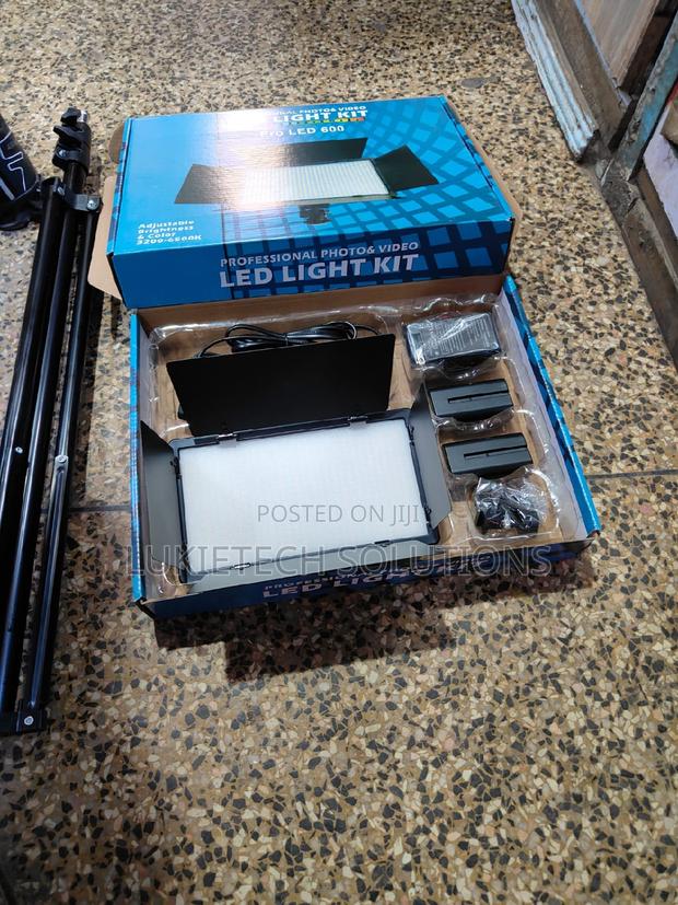 Led Pro 800 Led Light.For Perfect Videos Photography - main view