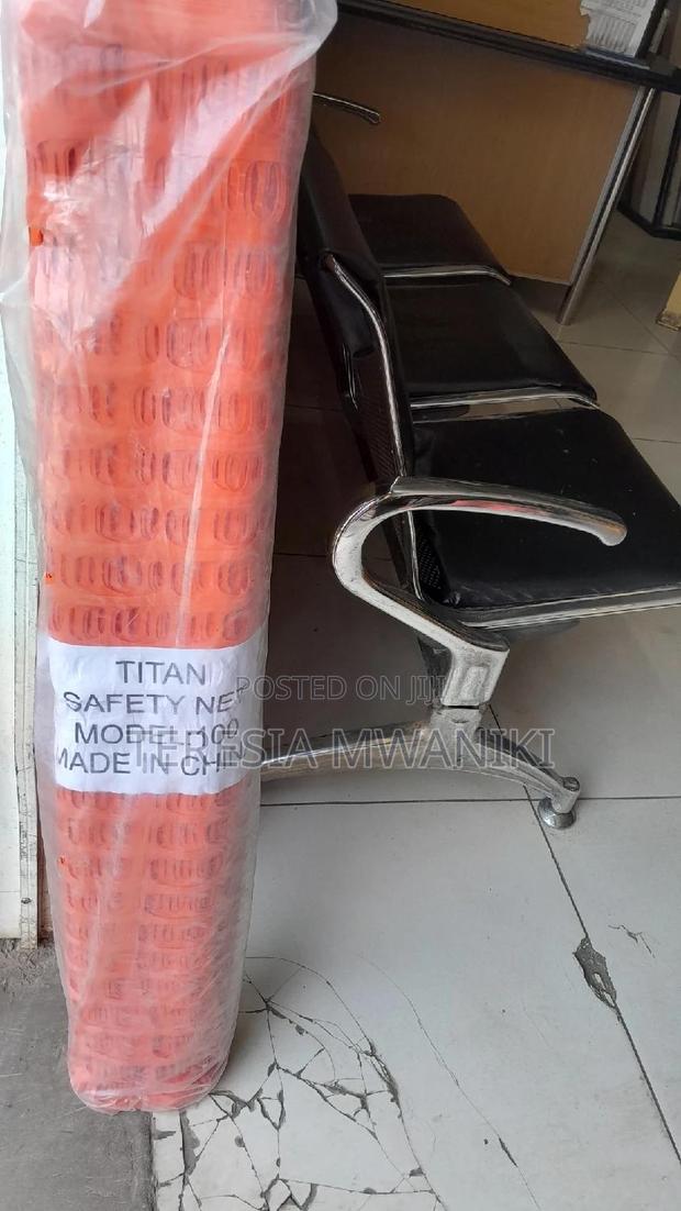 Hexor Orange Barrier Safety Net - main view