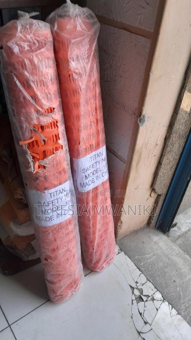 Hexor Orange Barrier Safety Net - thumbnail 2