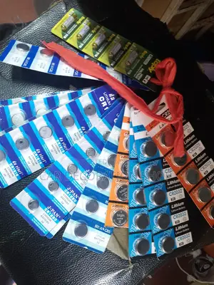5pc Lithium Batteries for Car Remotes or Watches