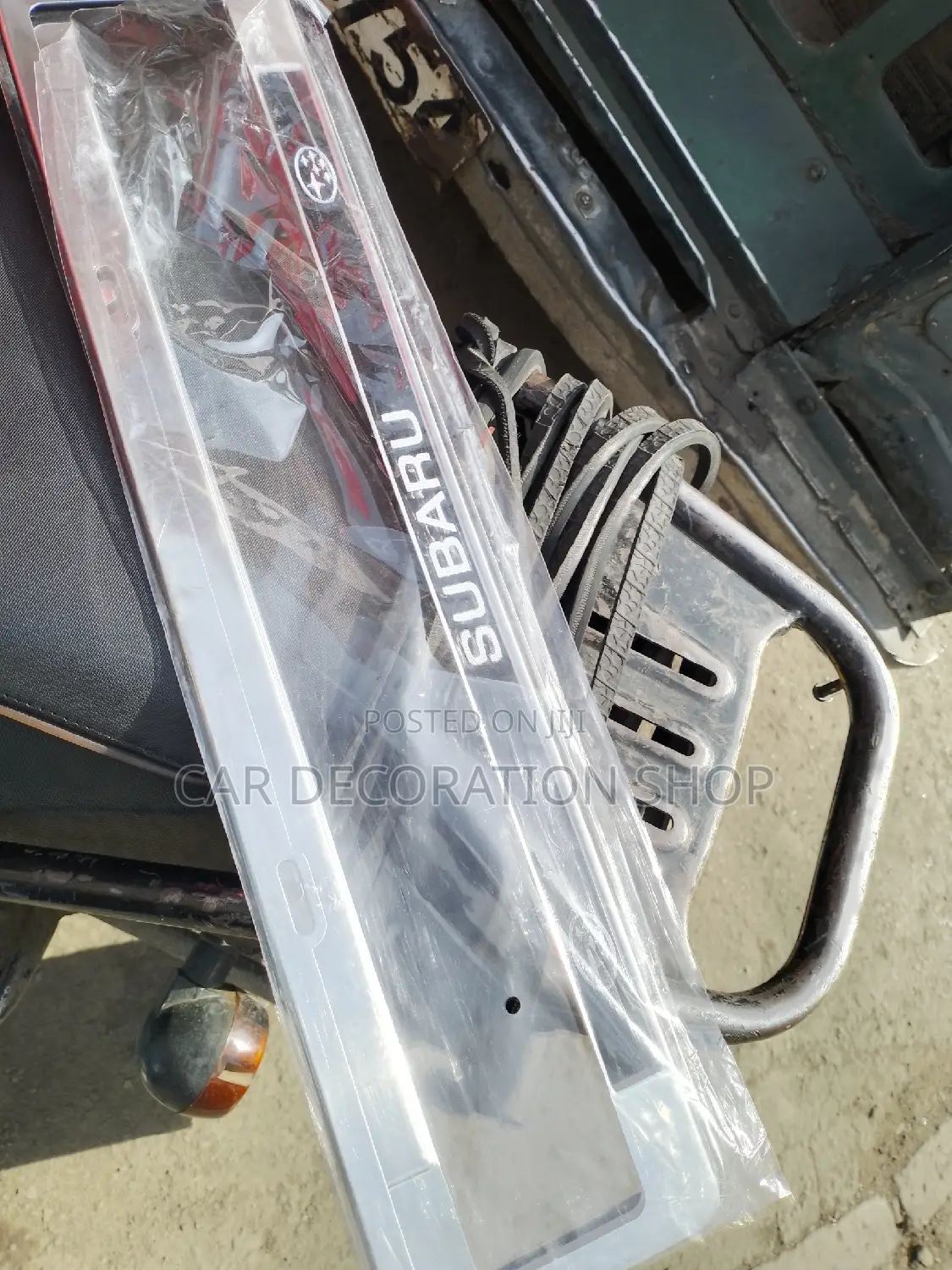 2pcs Metallic Subaru Plates Mounts for New Generation Number