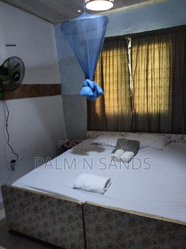 Furnished 4bdrm Bungalow in Second Row Tiwi for sale - thumbnail 7