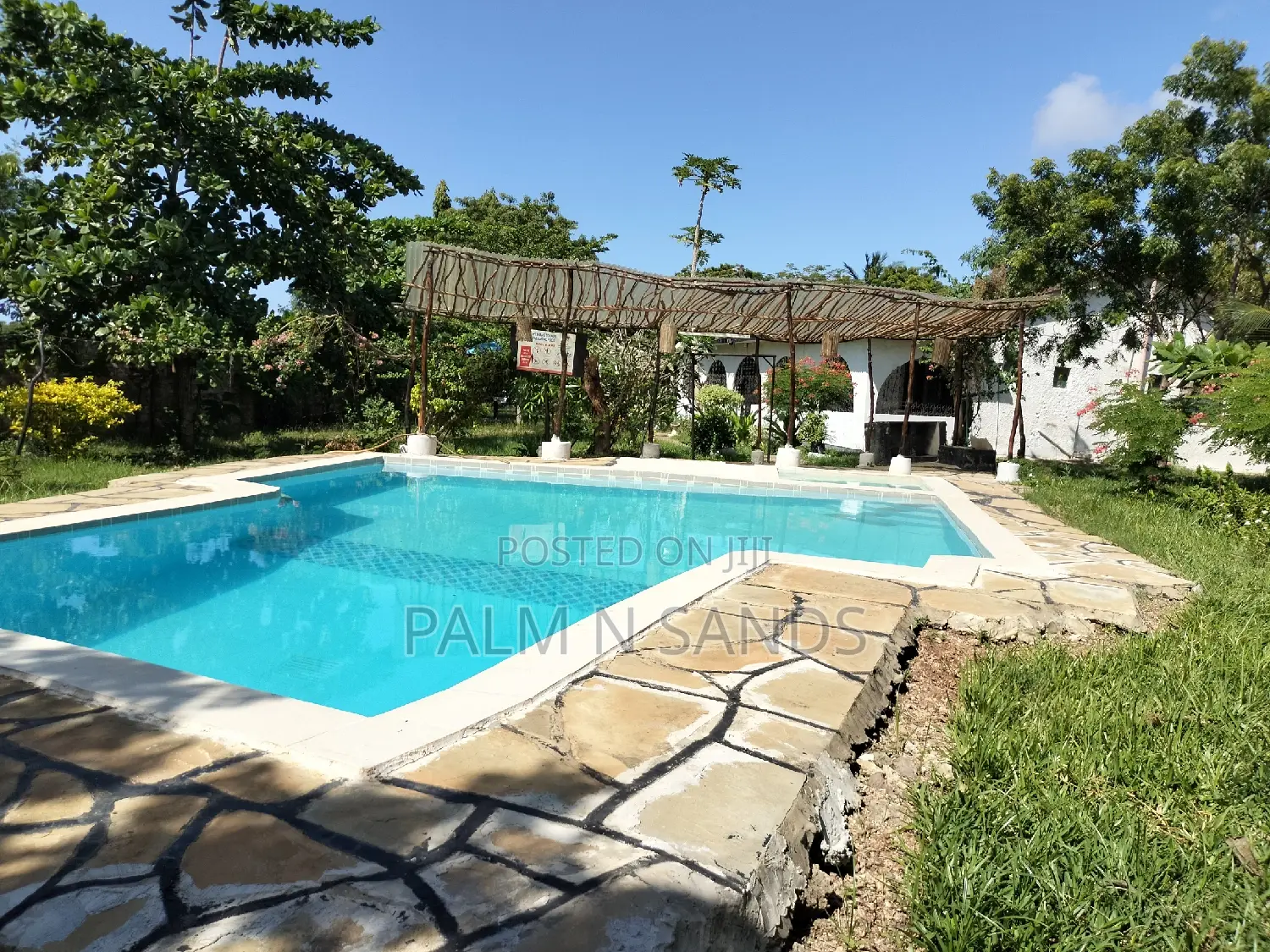 Furnished 4bdrm Bungalow in Second Row Tiwi for sale