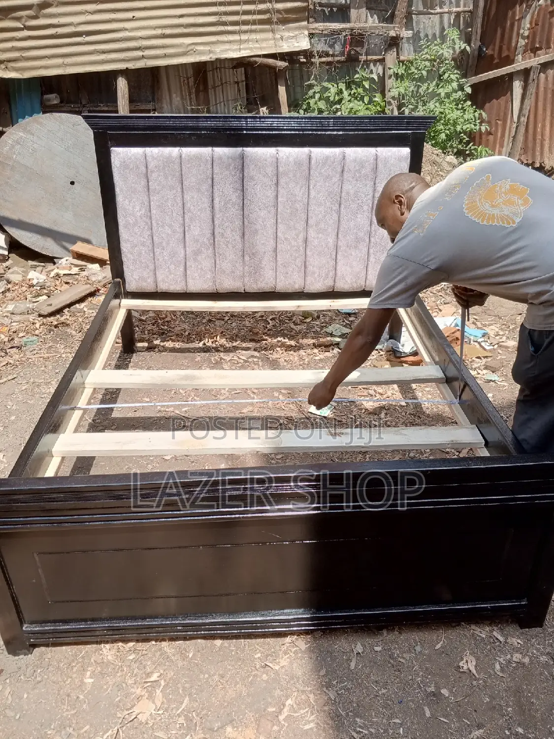 5×6 Hardwood Bed