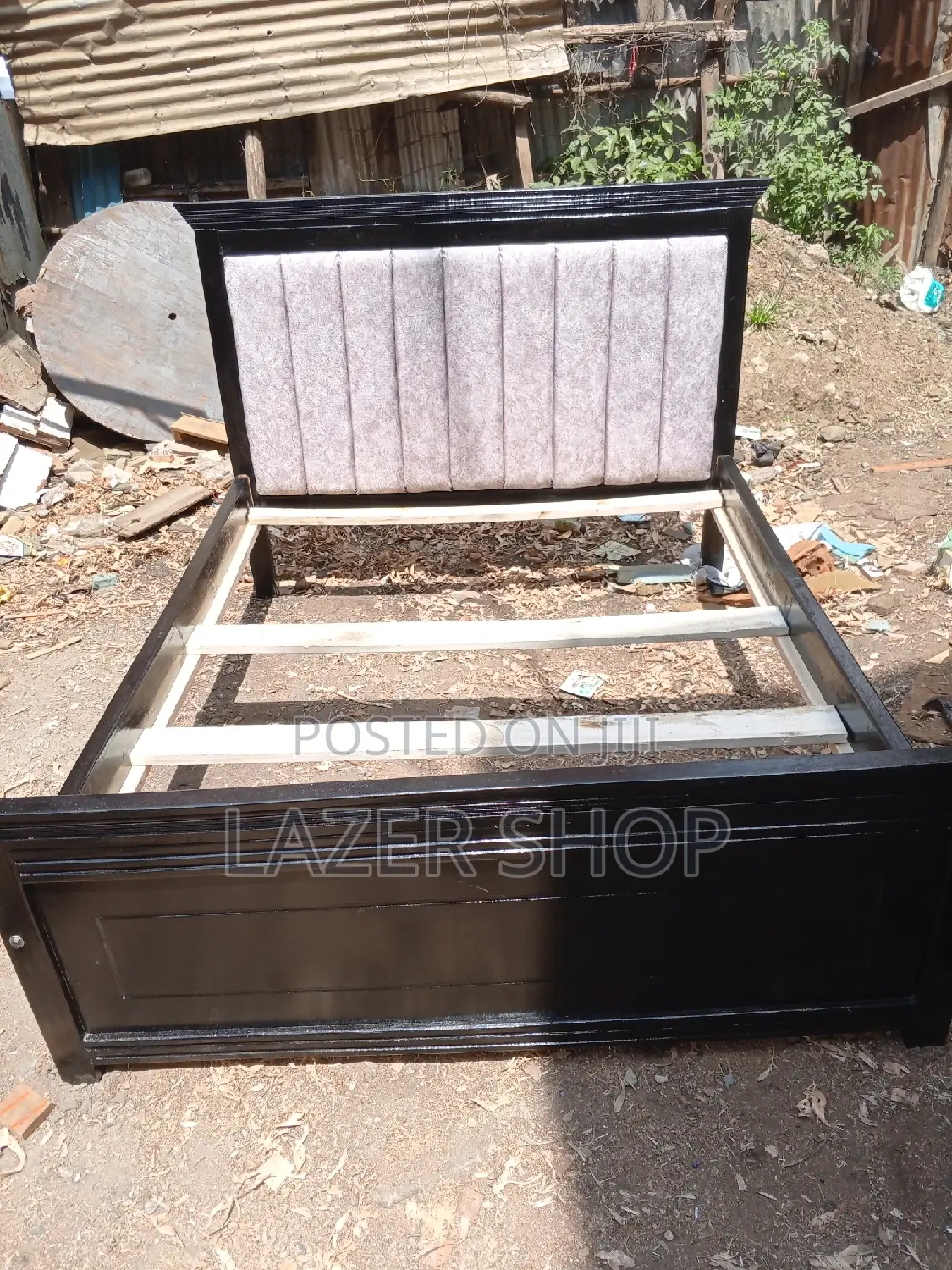 5×6 Hardwood Bed