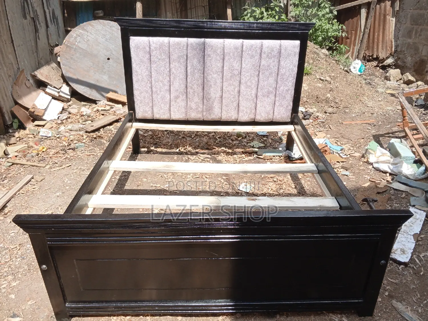 5×6 Hardwood Bed