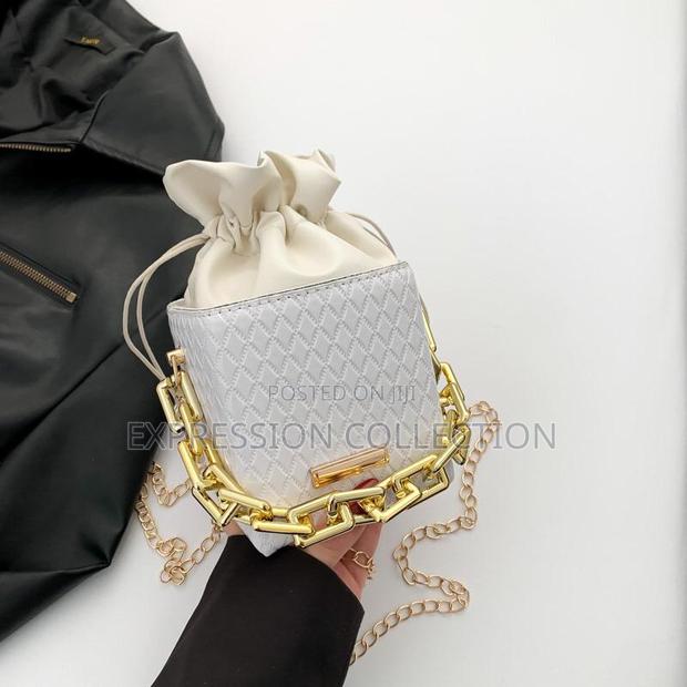 Ladies Box Handbag - thumbnail 2